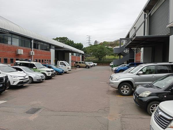 768 m² Industrial space