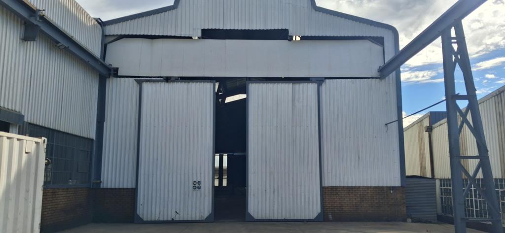 1 850 m² Industrial space
