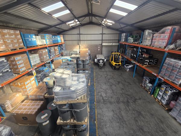 280 m² Industrial space