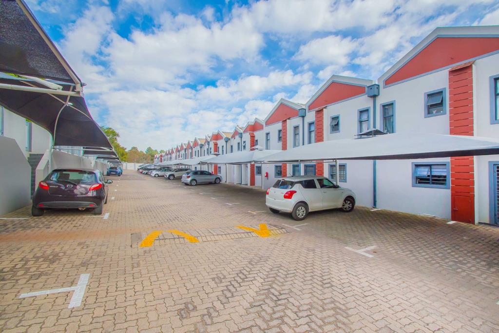 3 Bedroom Townhouse