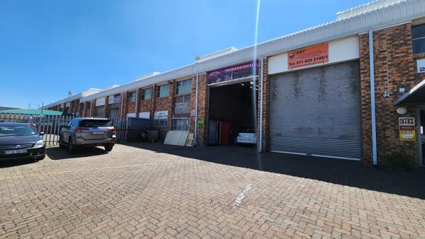378 m² Industrial space