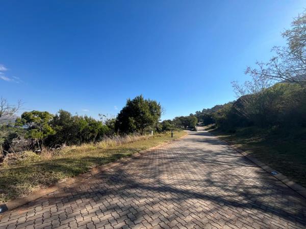 715 m² Land