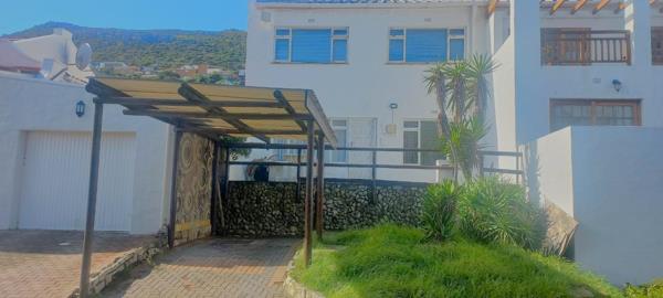 4 Bedroom Townhouse