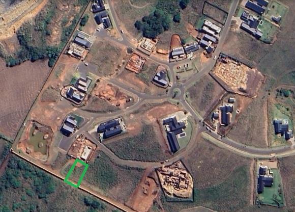 725 m² Land