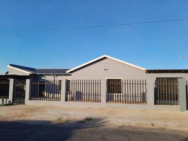 1 Bedroom House