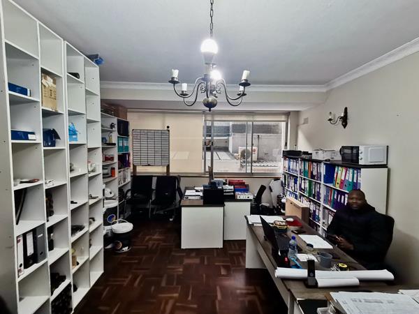 32 m² Office Space