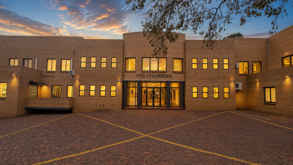 410 m² Commercial space