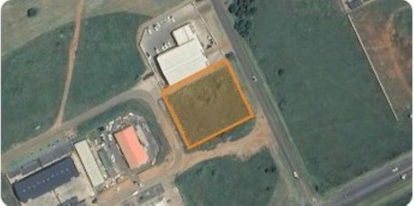 3 060 m² Land