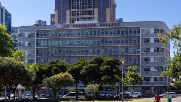 614 m² Office Space