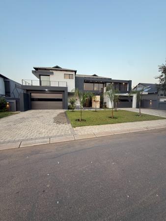 5 Bedroom House