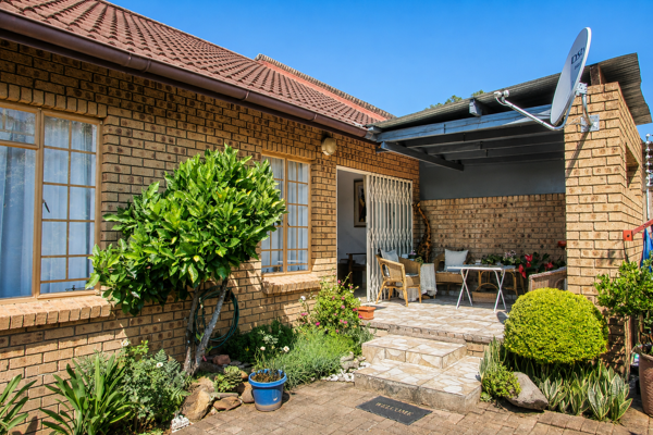2 Bedroom Townhouse