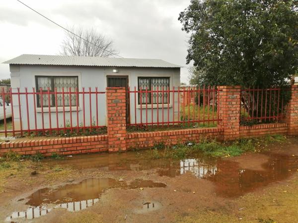 2 Bedroom House