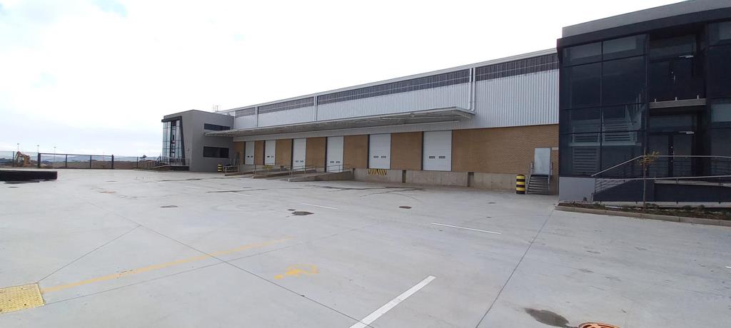 2 250 m² Industrial space