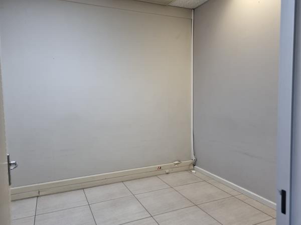 92 m² Commercial space