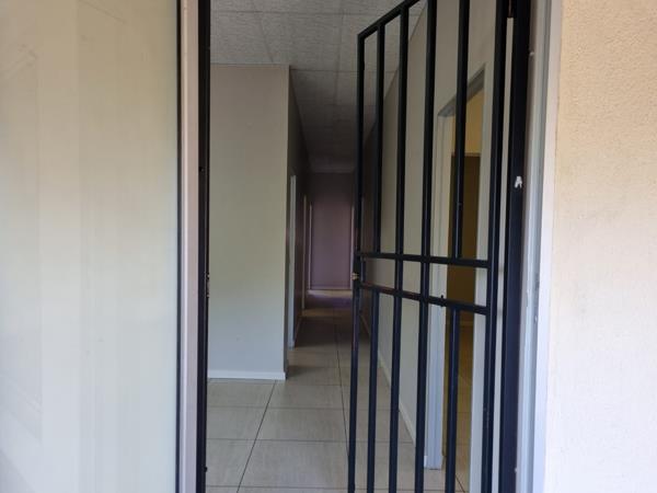 92 m² Commercial space