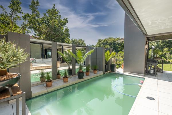 6 Bedroom House