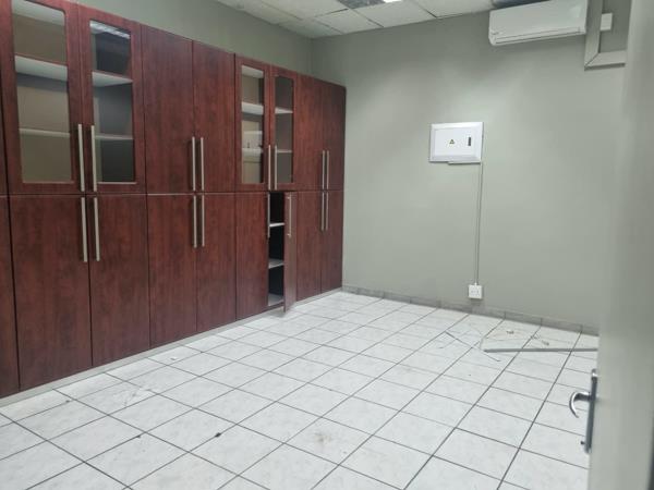 101 m² Commercial space