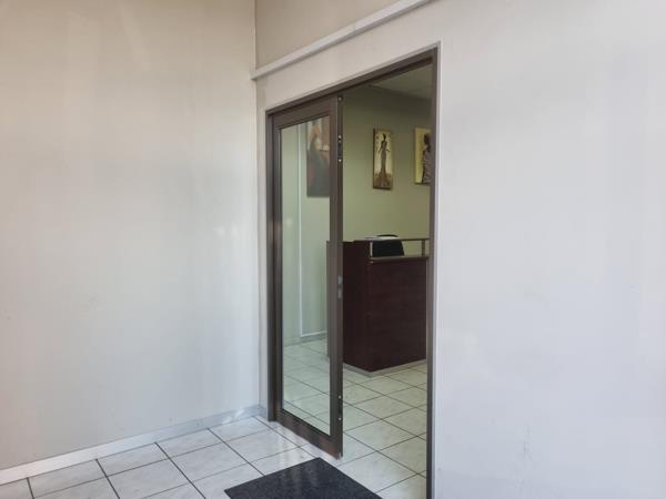 101 m² Commercial space