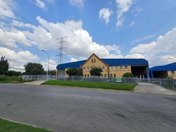 1 414 m² Industrial space