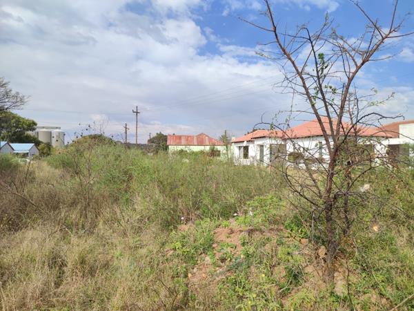 1 914 m² Land