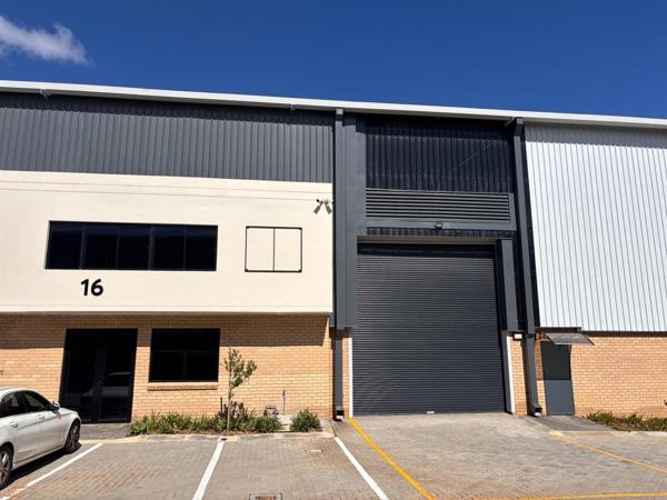 895 m² Industrial space