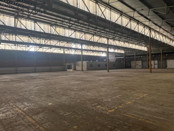 2 716 m² Industrial space