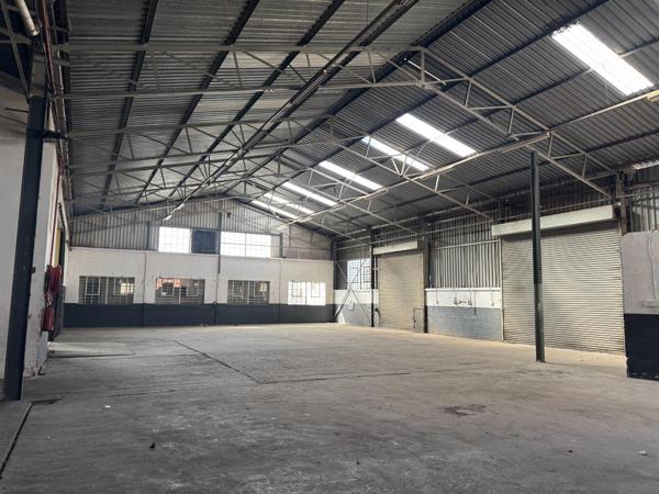 1 915 m² Industrial space