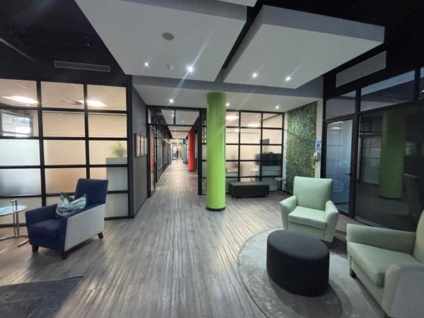 765 m² Commercial space