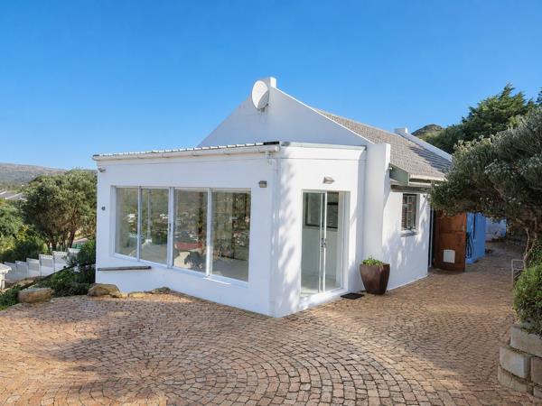 2 Bedroom Garden Cottage
