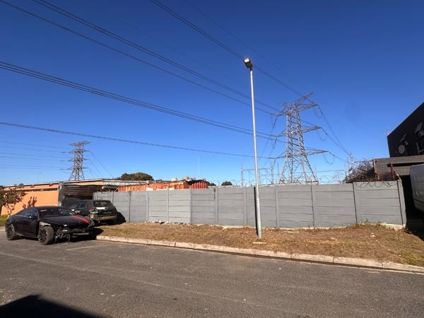 498 m² Land