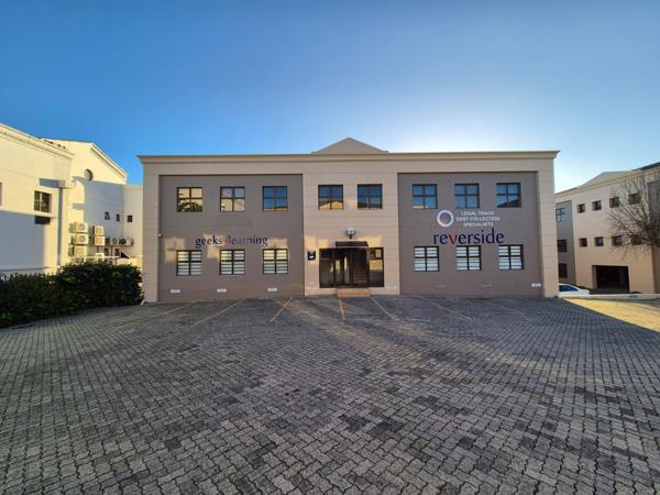 355 m² Commercial space