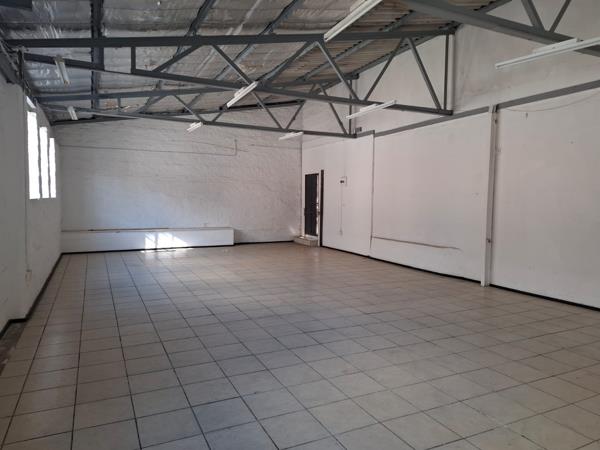 333 m² Industrial space