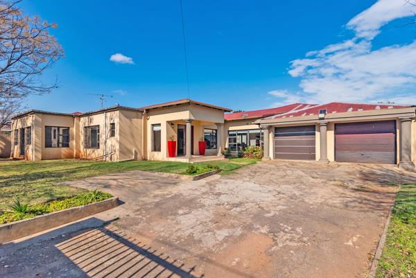 5 Bedroom House