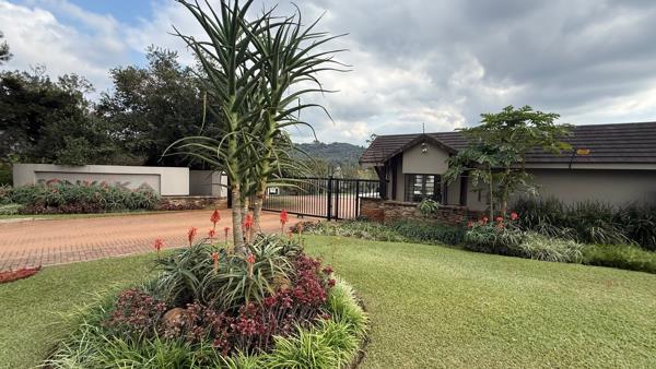 6 879 m² Land
