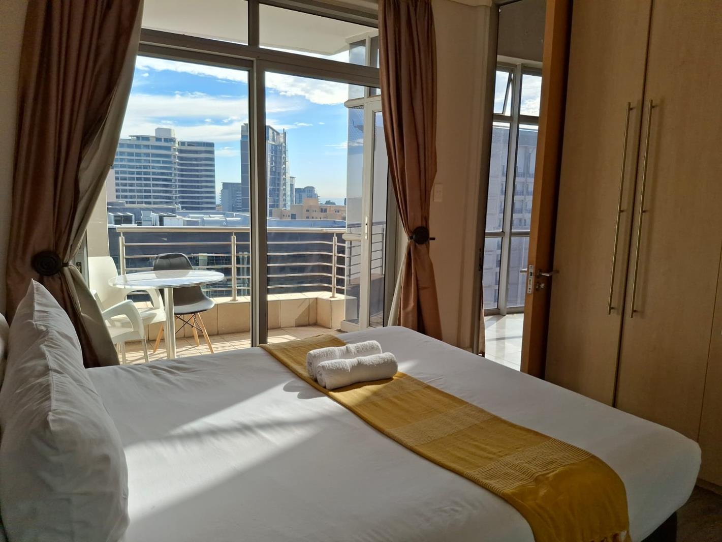3 Bedroom Apartment in Sandton Central
