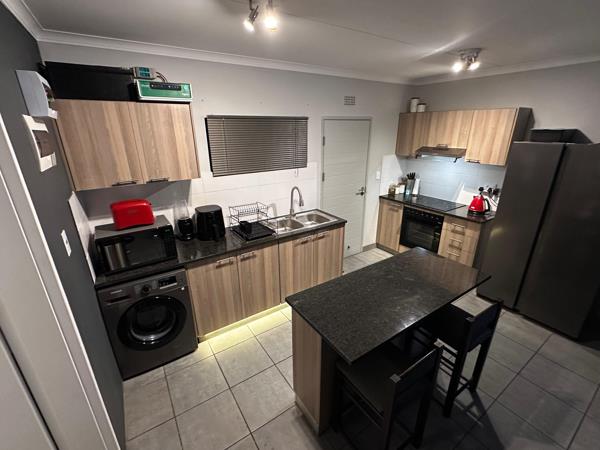 2 Bedroom Flat