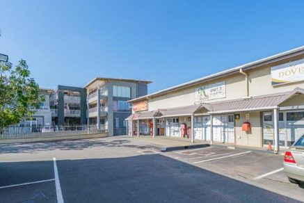 105 m² Commercial space