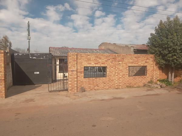 2 Bedroom House