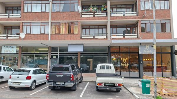 90 m² Retail Space