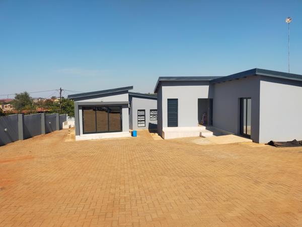 2 Bedroom House