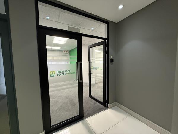 164 m² Commercial space