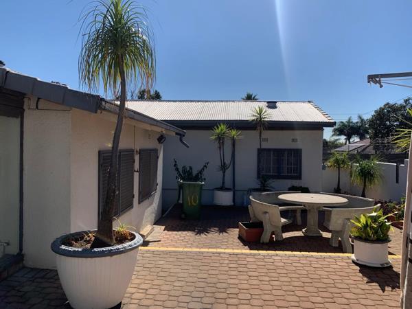 1 Bedroom Garden Cottage