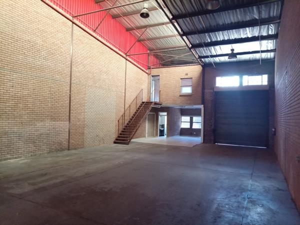 300 m² Commercial space