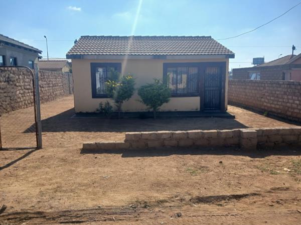 2 Bedroom House