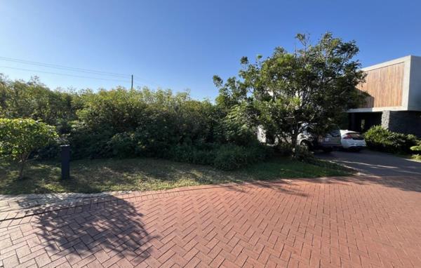 547 m² Land