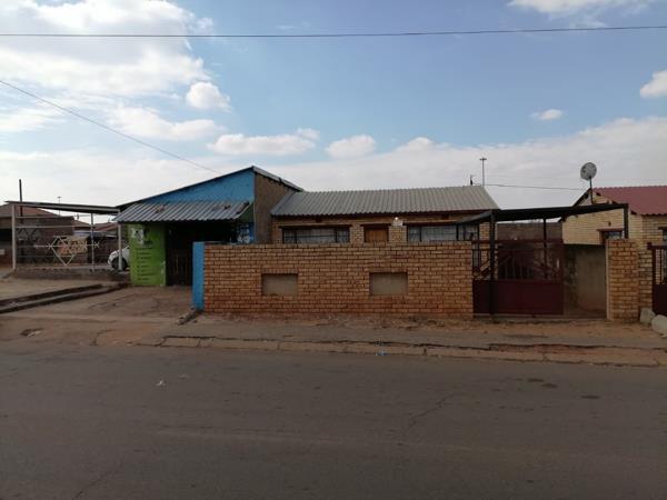 2 Bedroom House