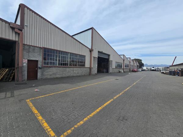 2 600 m² Industrial space