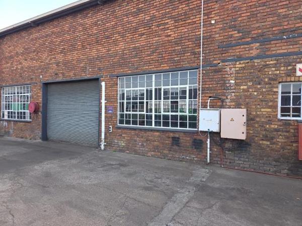 180 m² Commercial space