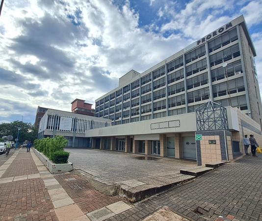250 m² Commercial space