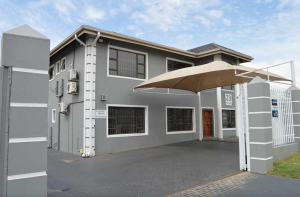 9 Bedroom House